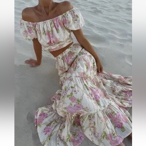 ⭐️ON HOLD DO NOT PURCHASE⭐️ Spell & The Gypsy Rose Garden Tiered Skirt - Picture 3 of 9